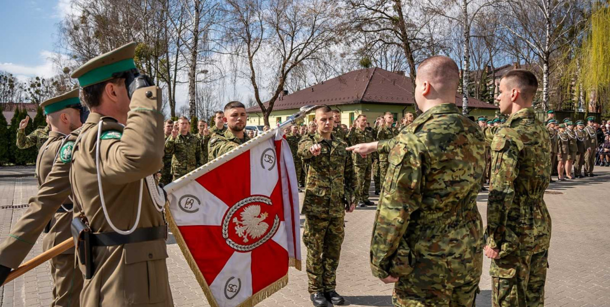 Ślubowanie nowo przyjętych funkcjonariuszy