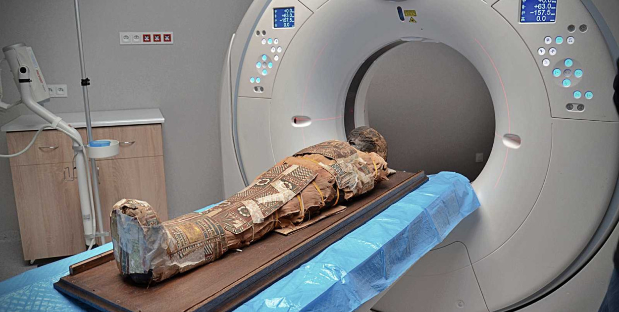 Egipska mumia pod lupą radiologów z Lublina