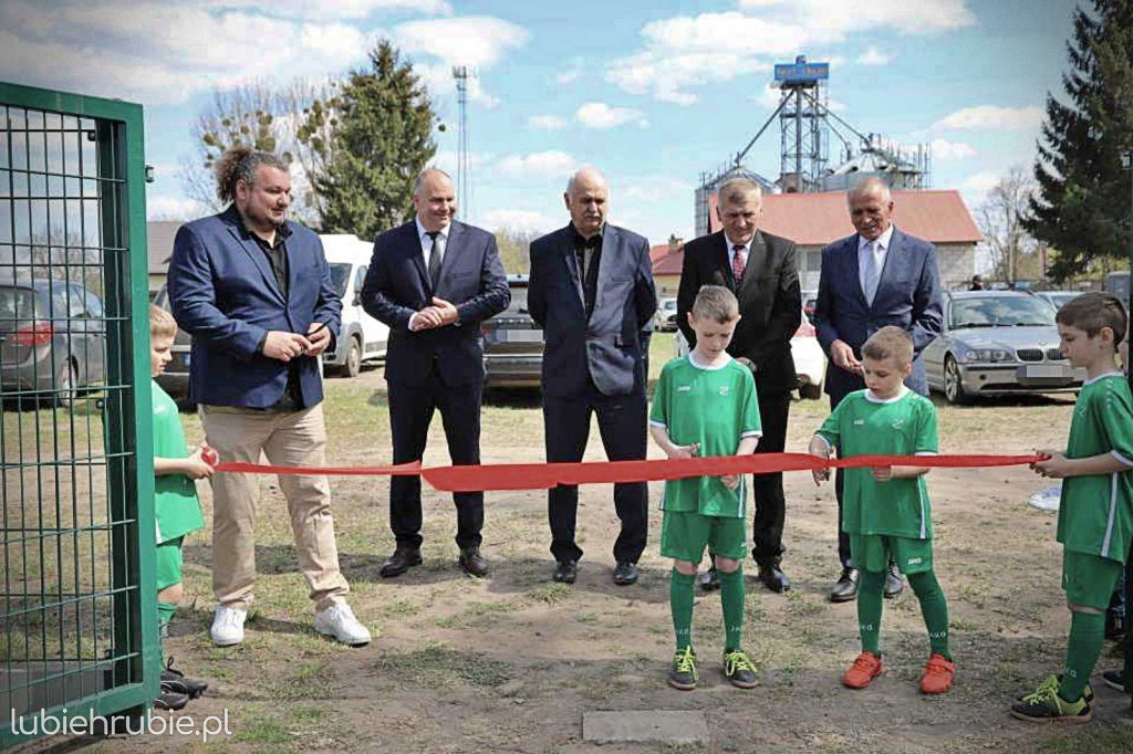 Otwarcie stadionu w Dołhobyczowie