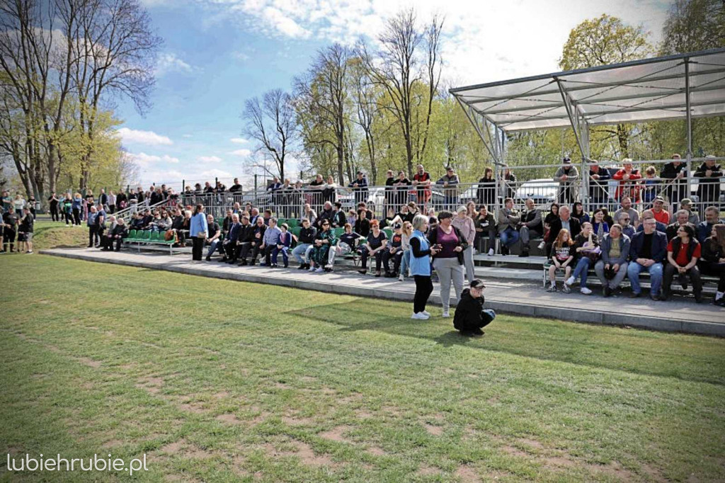 Otwarcie stadionu w Dołhobyczowie