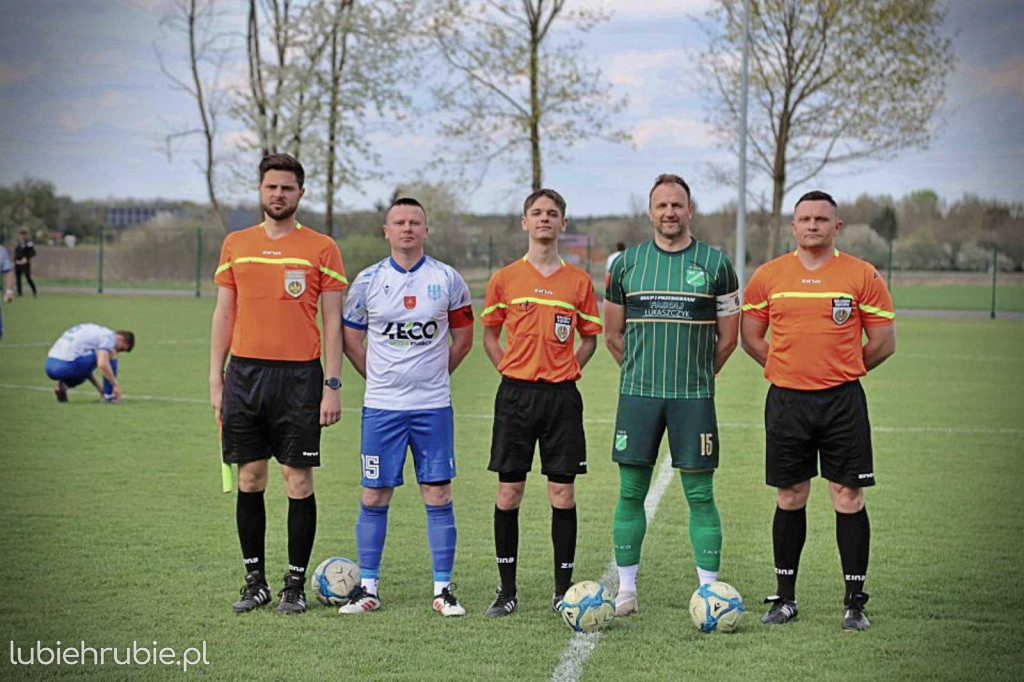 Otwarcie stadionu w Dołhobyczowie
