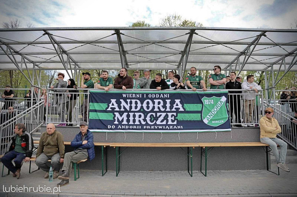 Otwarcie stadionu w Dołhobyczowie