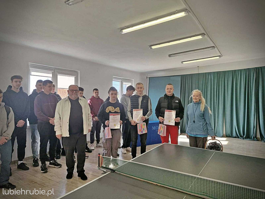 Sportowe pożegnanie maturzystów