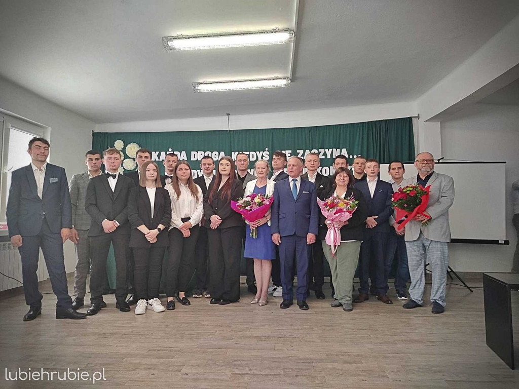 Pożegnanie absolwentów