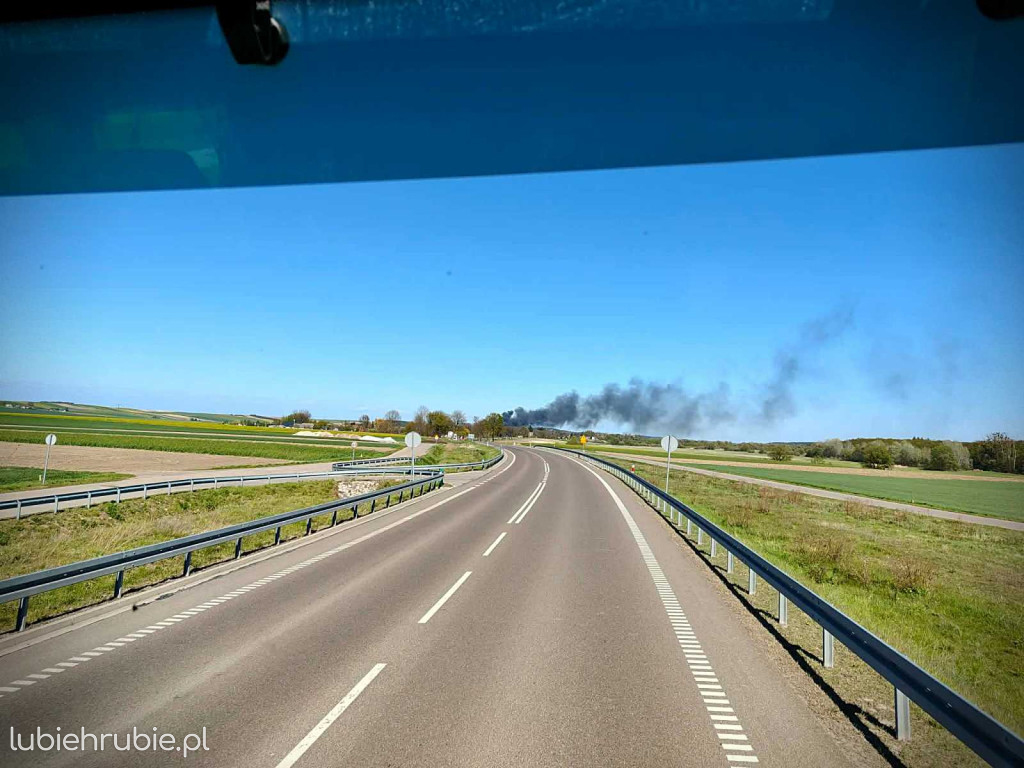 Pożar dwóch budynków inwentarskich w miejscowości Husynne