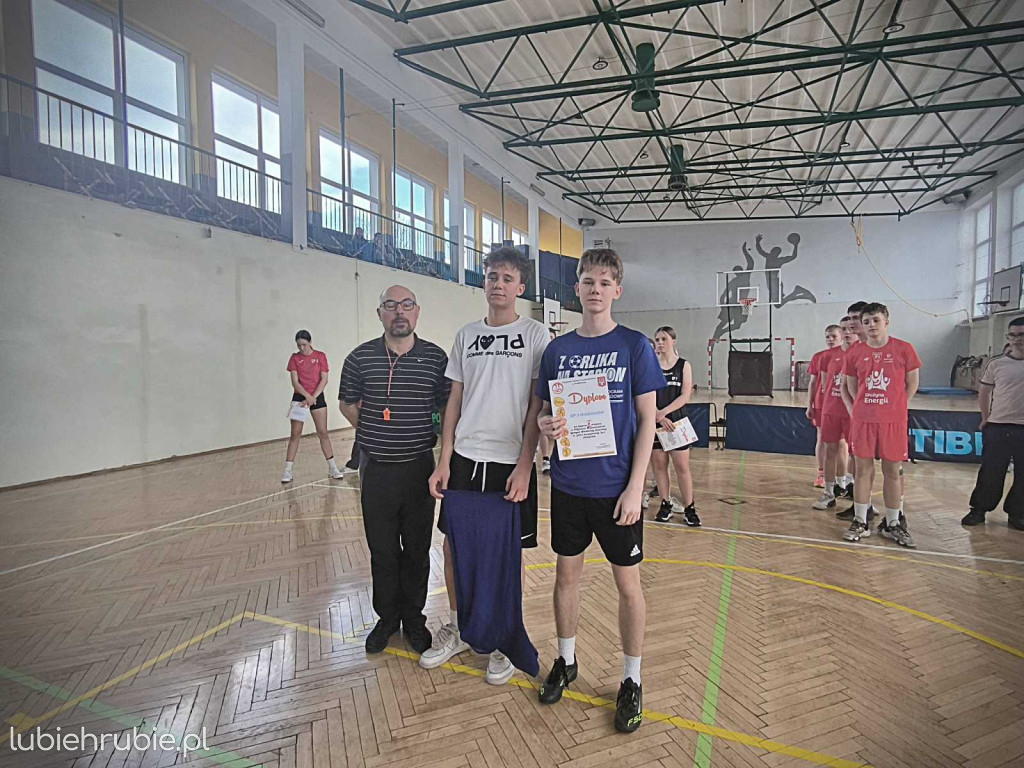Jedynka z awansem do finału wojewódzkiego