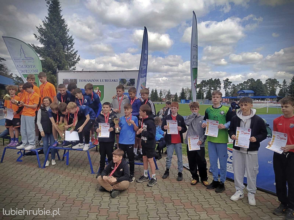 Przełajowcy ze Staszica dwukrotnie na podium