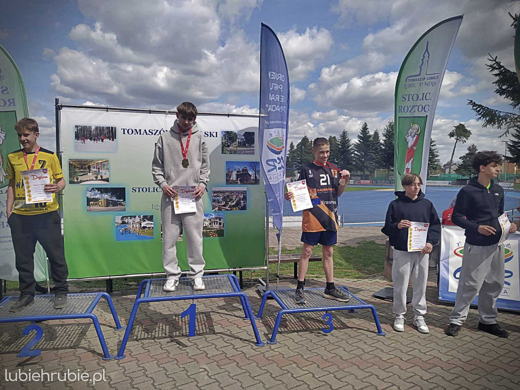 Przełajowcy ze Staszica dwukrotnie na podium