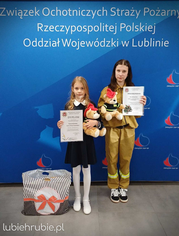 Laureatki konkursu plastycznego
