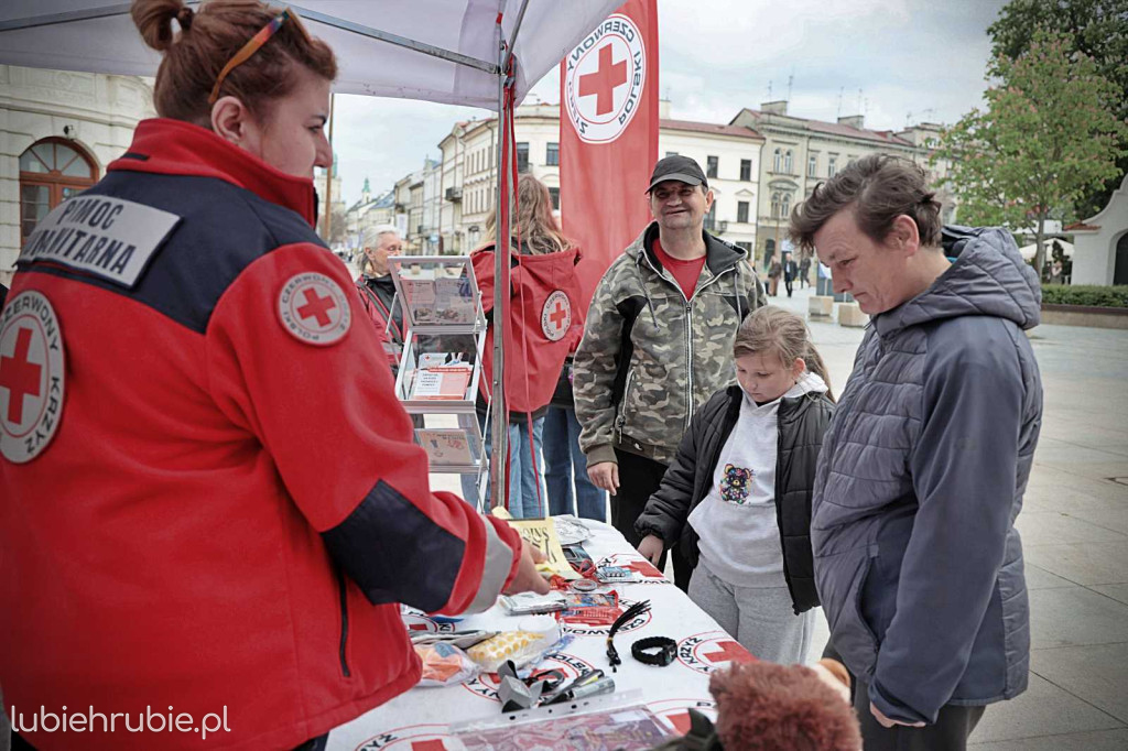 Pokazy pierwszej pomocy, warsztaty i edukacja