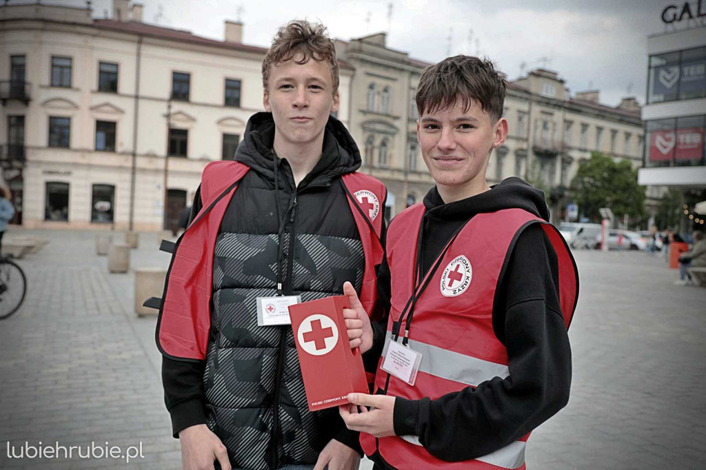 Pokazy pierwszej pomocy, warsztaty i edukacja