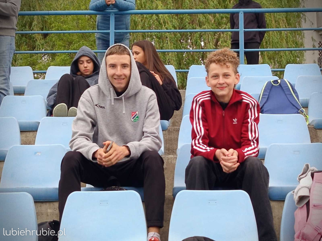 Lekkoatleci rozpoczęli sezon letni