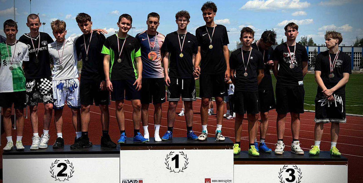 Dwójka najlepsza w lidze lekkoatletycznej