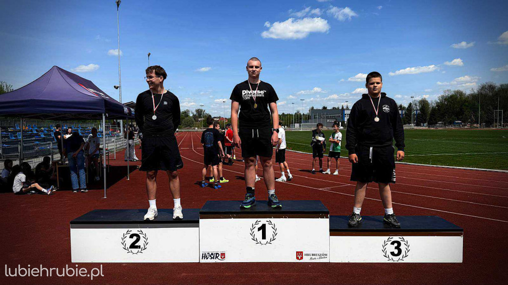 Dwójka najlepsza w lidze lekkoatletycznej