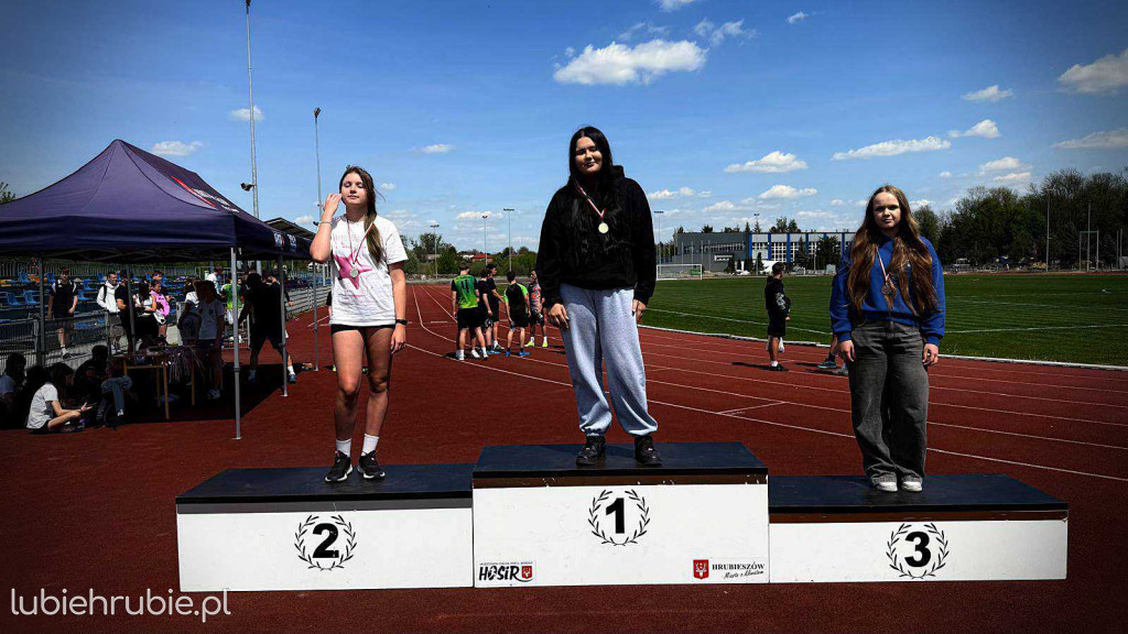 Dwójka najlepsza w lidze lekkoatletycznej