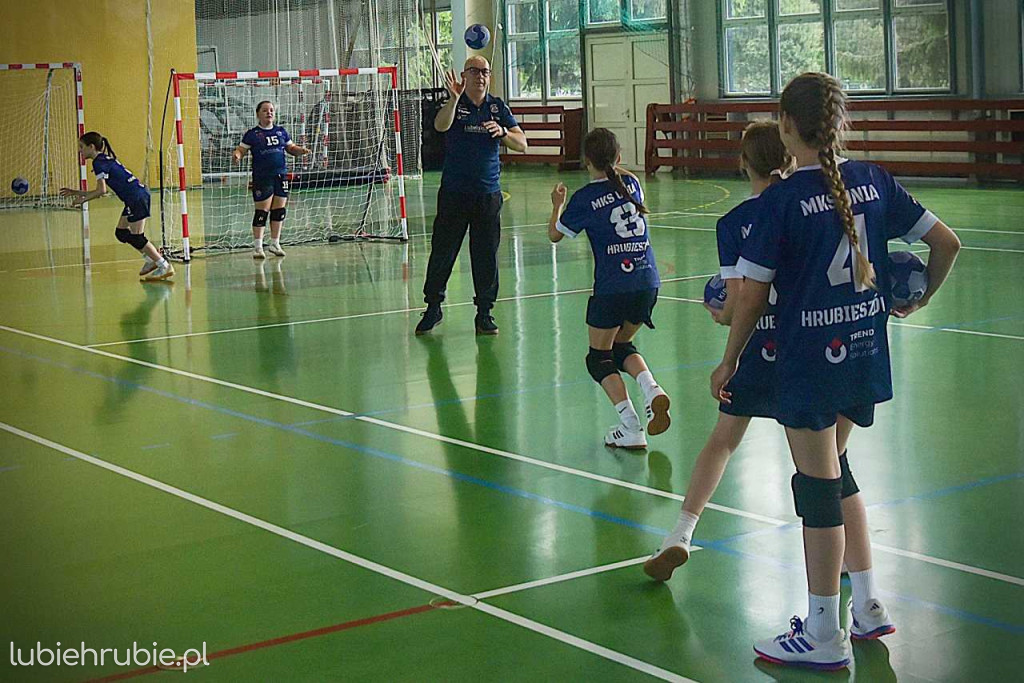 Zwycięstwo i przegrana szczypiornistek Unii