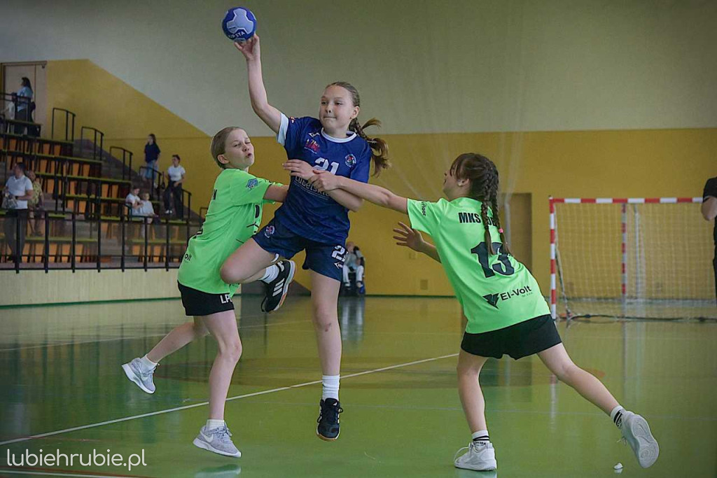 Zwycięstwo i przegrana szczypiornistek Unii
