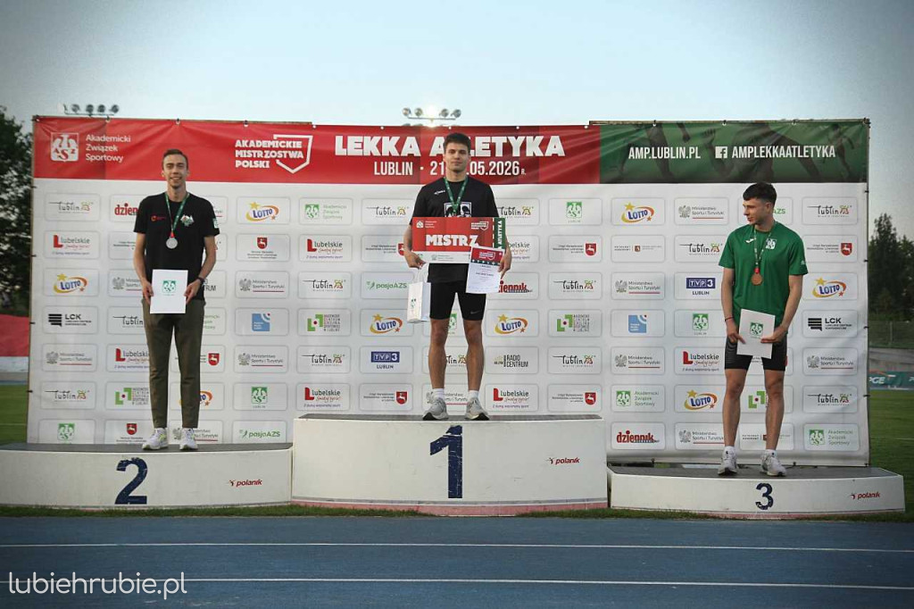 Gajewska, Śmietanka i Kitliński z medalami AMP