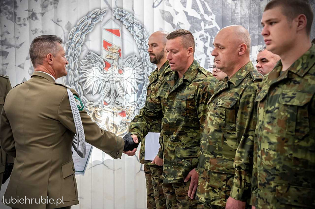 Ślubowanie funkcjonariuszy służby kontraktowej