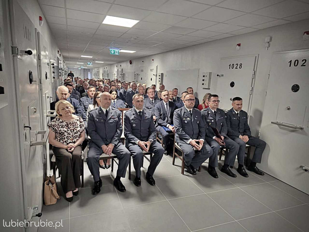Otwarcie nowego pawilonu w zakładzie karnym