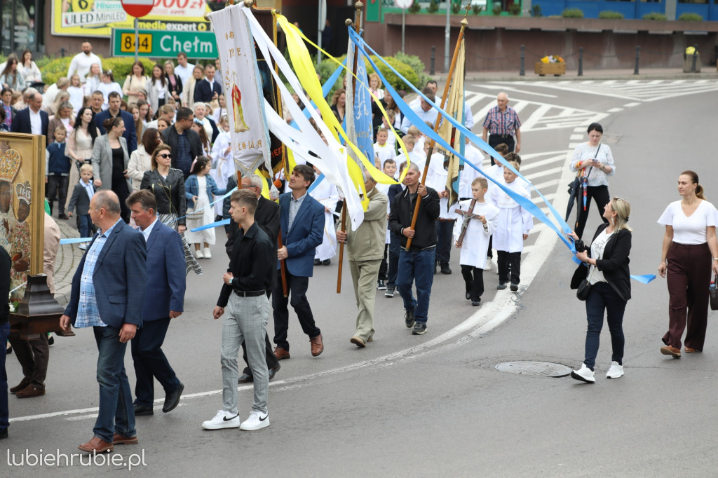 Procesja Bożego Ciała w centrum Hrubieszowa