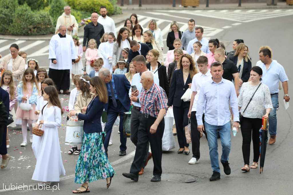 Procesja Bożego Ciała w centrum Hrubieszowa