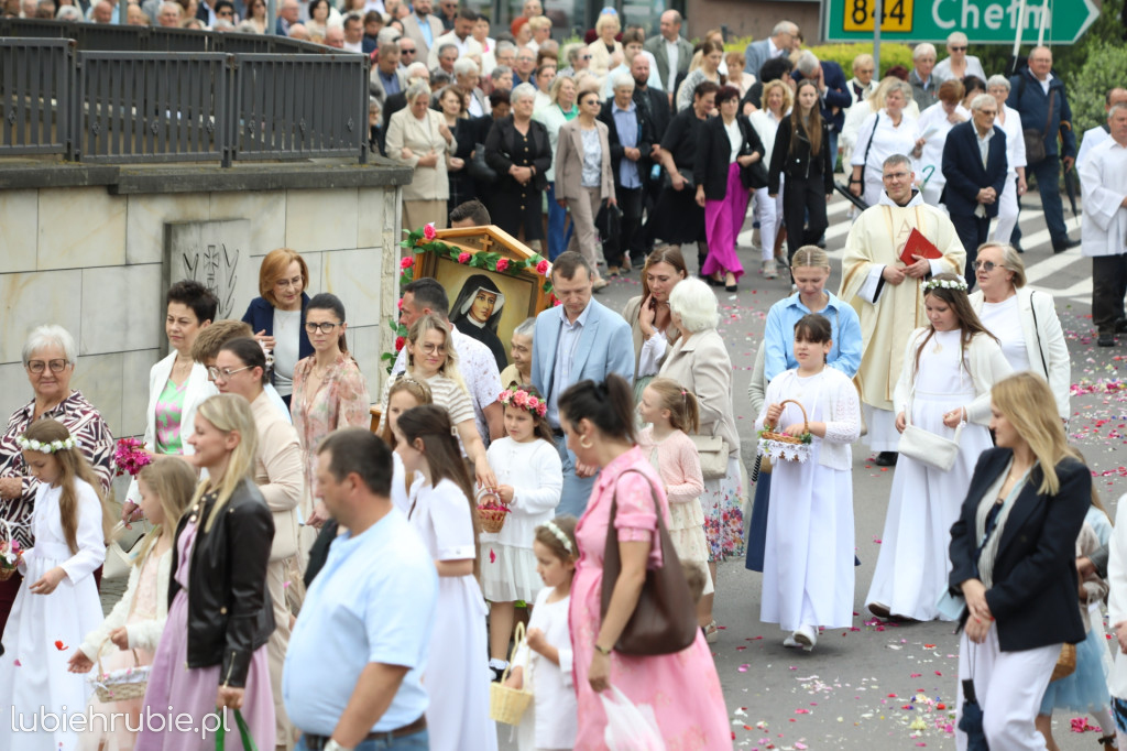 Procesja Bożego Ciała w centrum Hrubieszowa