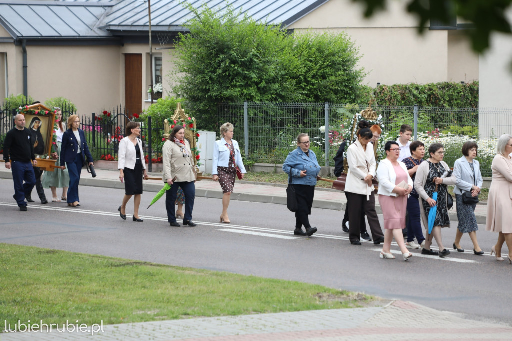 Procesja Bożego Ciała w centrum Hrubieszowa