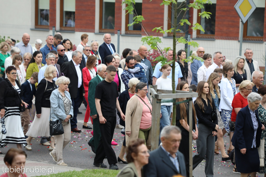 Procesja Bożego Ciała w centrum Hrubieszowa