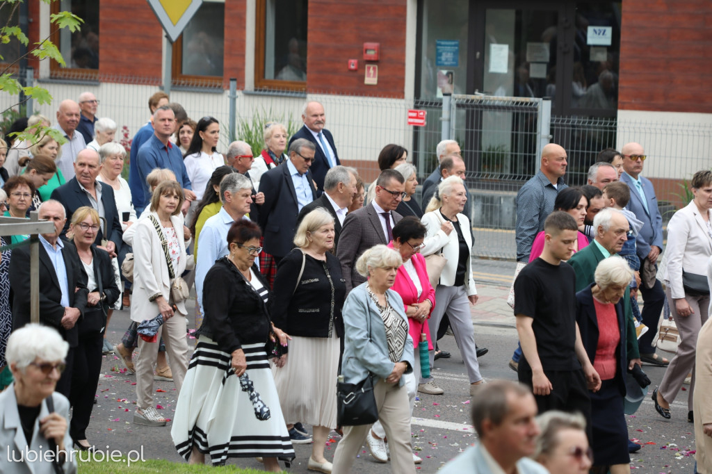 Procesja Bożego Ciała w centrum Hrubieszowa