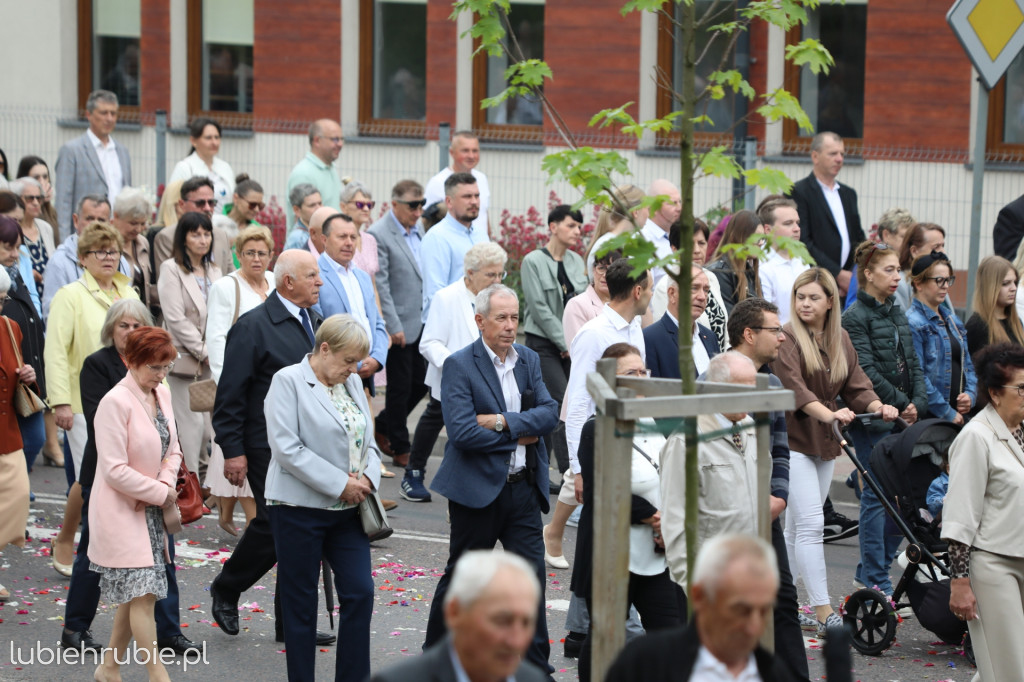 Procesja Bożego Ciała w centrum Hrubieszowa