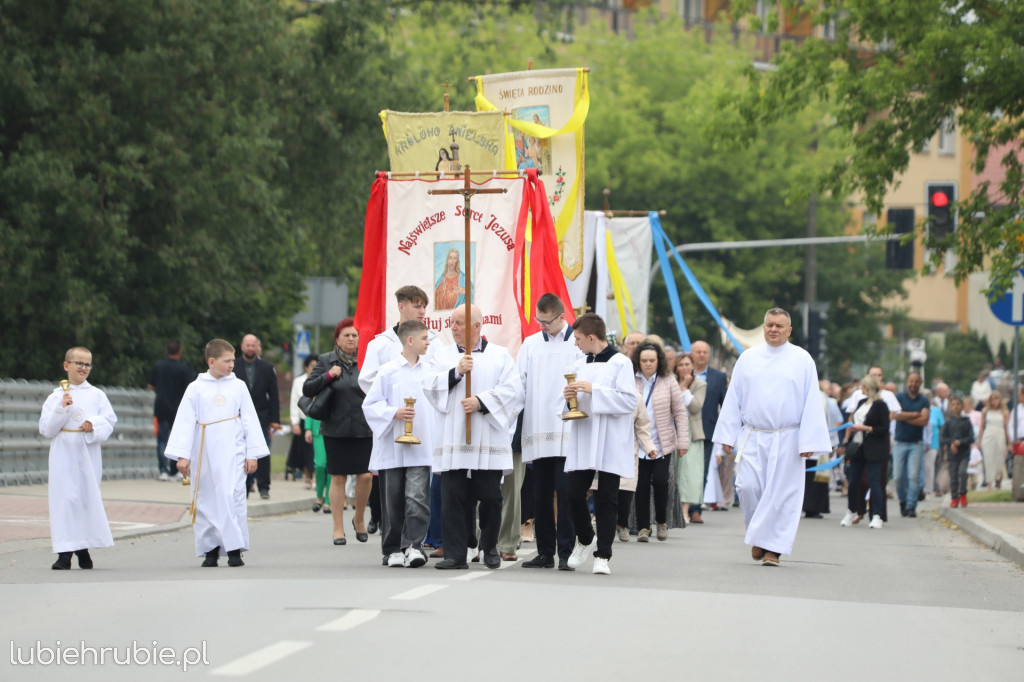 Procesja Bożego Ciała w centrum Hrubieszowa