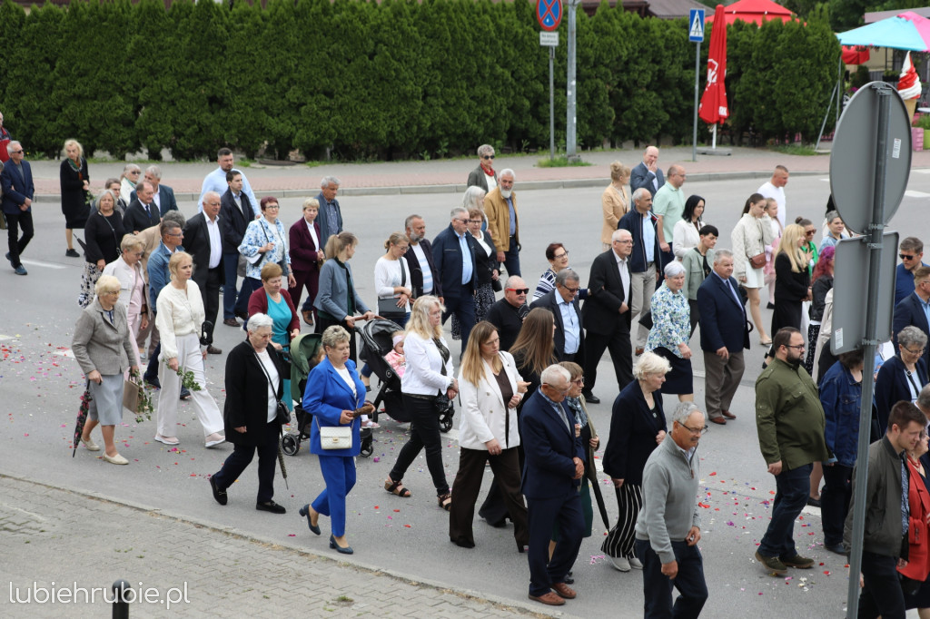 Procesja Bożego Ciała w centrum Hrubieszowa