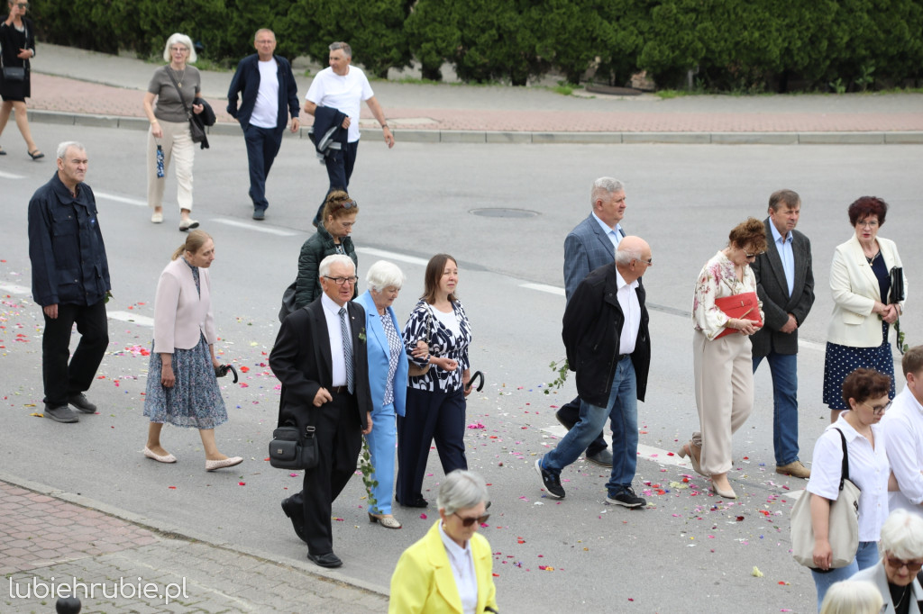 Procesja Bożego Ciała w centrum Hrubieszowa