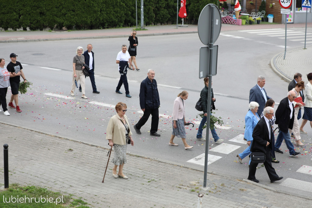 Procesja Bożego Ciała w centrum Hrubieszowa