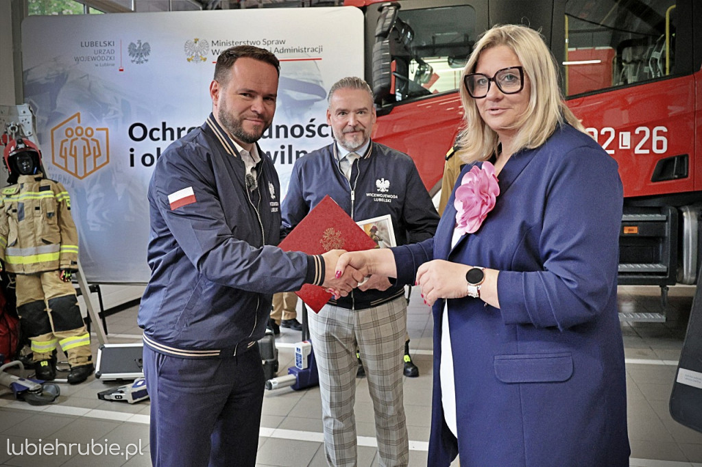 Miliony dla komend straży pożarnej