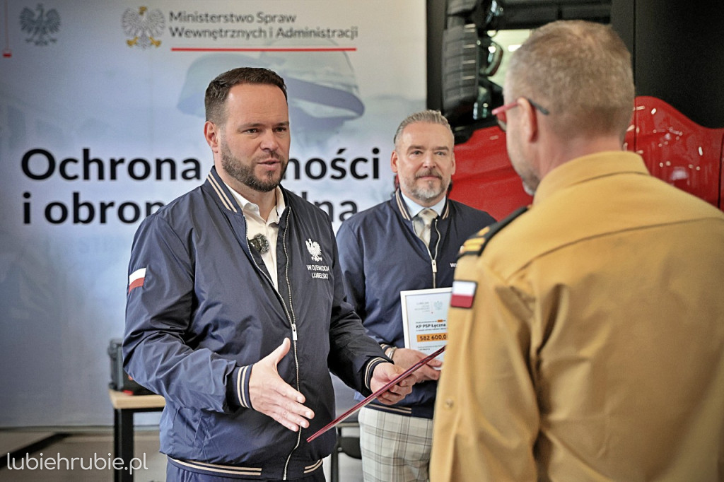 Miliony dla komend straży pożarnej