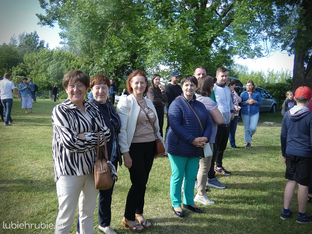 Piknik z okazji 25-lecia parafii pw. Ducha Świętego