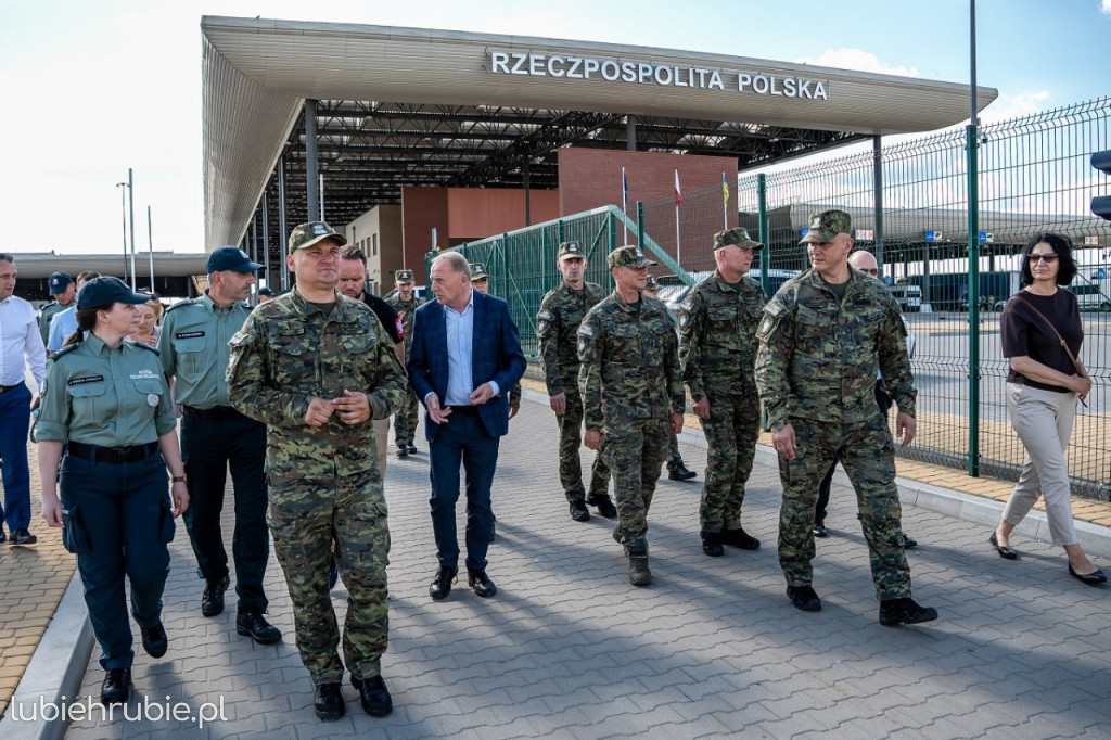 Wiceminister MSWiA odwiedził przejścia graniczne