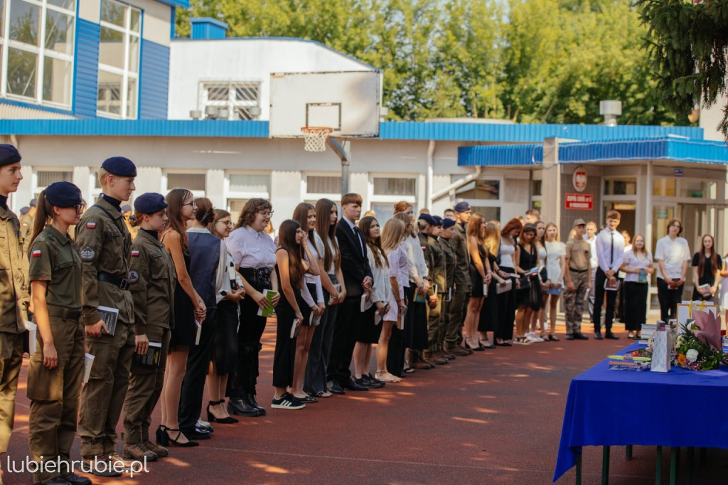Stypendia i nagrody dla uczniów