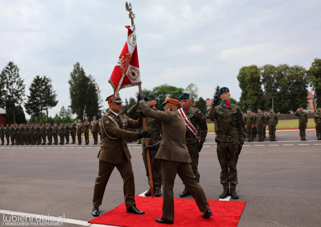 Przekazanie obowiązków dowódcy pułku