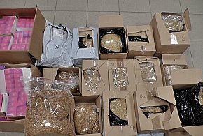 Hrubieszów: Przesyłki kurierskie pod specjalnym nadzorem
