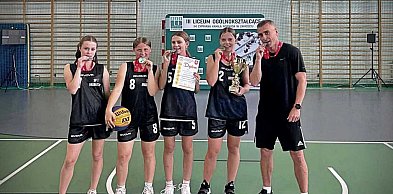 Hrubieszów: Gratulujemy wicemistrzyniom województwa!