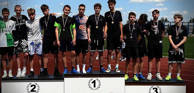 Dwójka najlepsza w lidze lekkoatletycznej