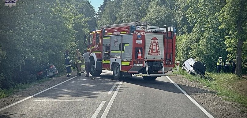 Tragiczne w skutkach zderzenie czołowe osobówek