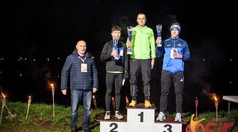 Ksiądz Tomasz Szady na podium! [ZDJĘCIA]